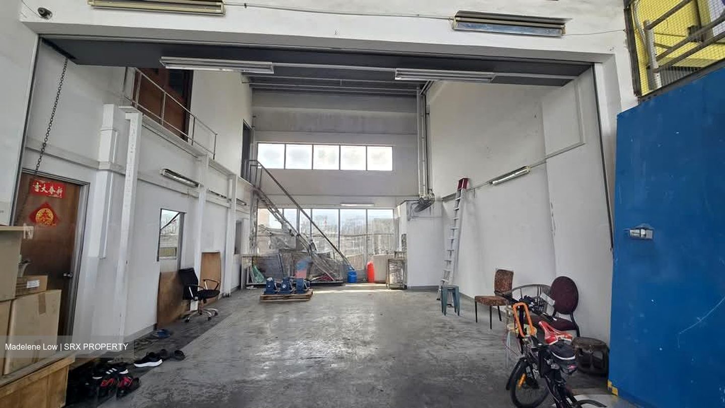 Pioneer Point (D22), Factory #594008221